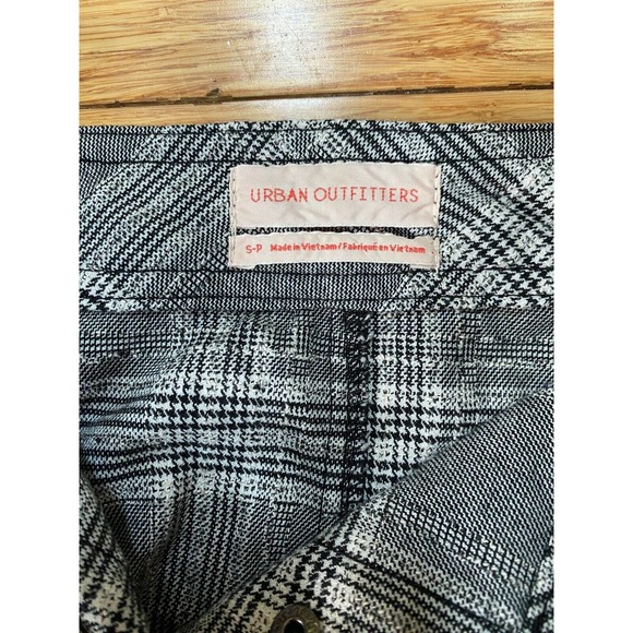 Urban Outfitters Plaid Mini Skirt with Buttons Womens Small Grey White Black - Picture 9 of 11